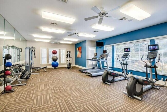 Photo - 2400 Spring Rain Dr Unit b2