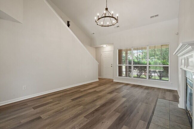 Photo - 142 Bremerton Dr SW