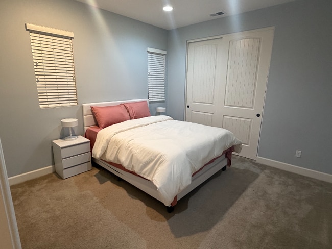 Building Photo - 161 Coyote Brush