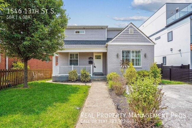Photo - 1546 13th St S House