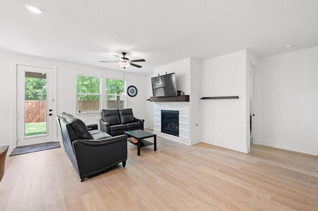 2848 Acadia Dr