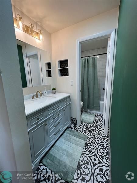 Building Photo - 3331 Carambola Cir Rental