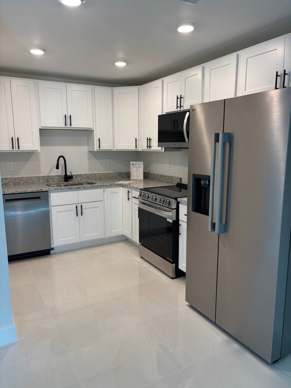 Photo - 2409-2411 Churchill Ave N Unit 2411