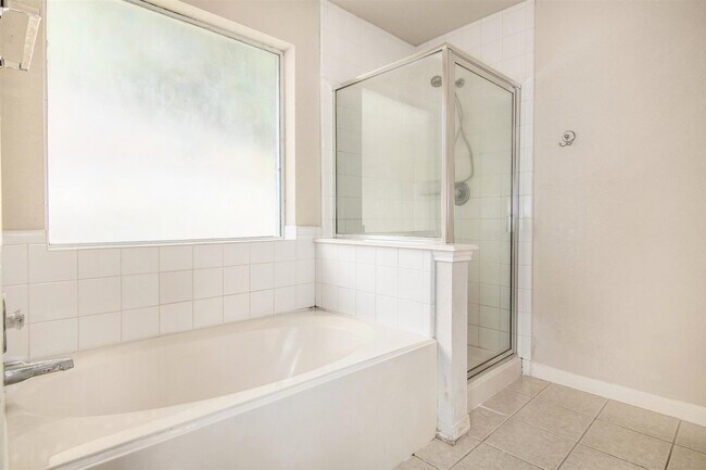 Photo - 22907 Sebastian Dr