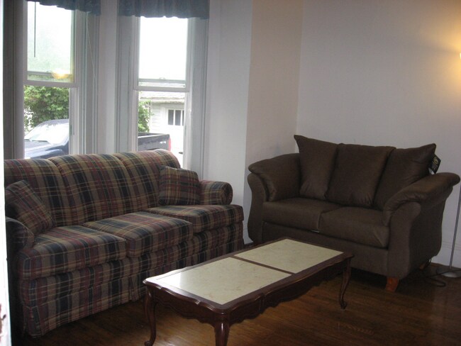 Photo - 33 Lincoln Ave