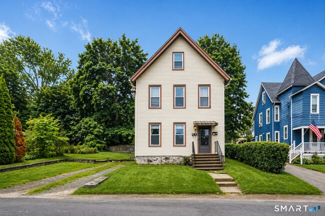 Building Photo - 10 Huntington Ave Unit 1st Floor