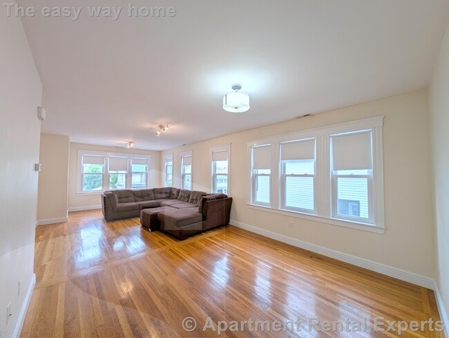 Photo - 7-9 Bonner Ave Unit #2 Unit #2