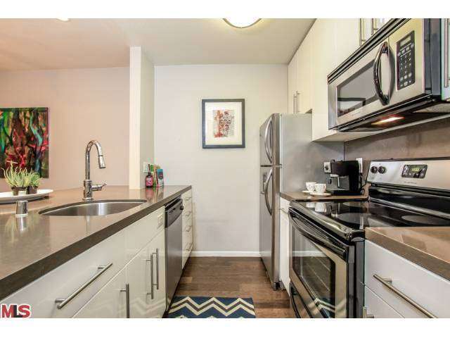 Photo - 141 S Clark Dr Unit 424