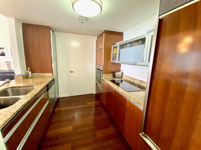 Photo - 17201 Collins Ave Unit 2005