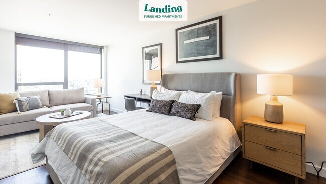 Photo - 1061 NE 9th Ave Unit 1926.643145