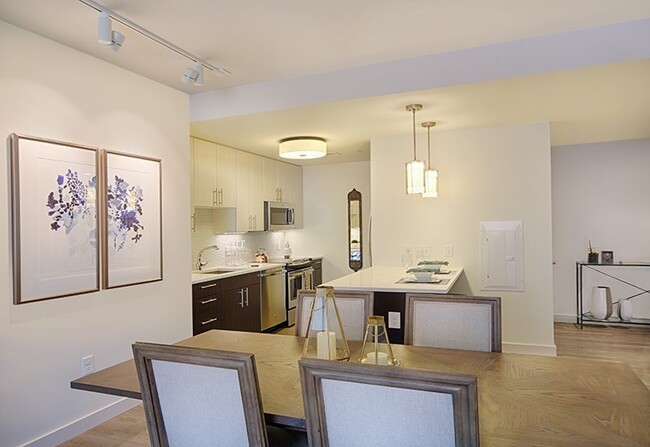 Building Photo - 1 Canal St Unit 402 Rental