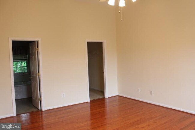 Photo - 80 Chadwick Dr