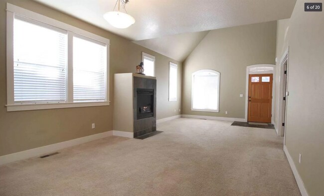 Photo - 926 E Timber Pine Dr