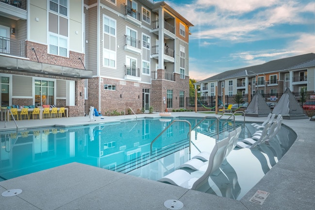 Photo - Eastern on 10th