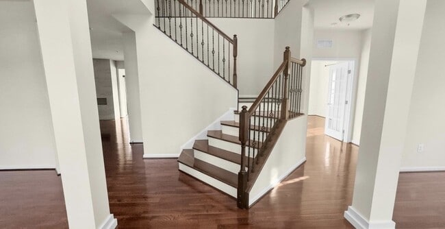 Photo - 10185 Warfield St