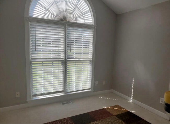 Photo - 285 Stoneridge Ct