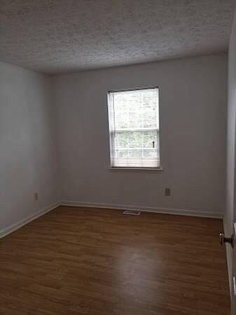 Room in House on Renyard Ct