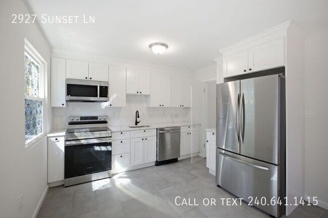 Photo - 2927 Sunset Ln
