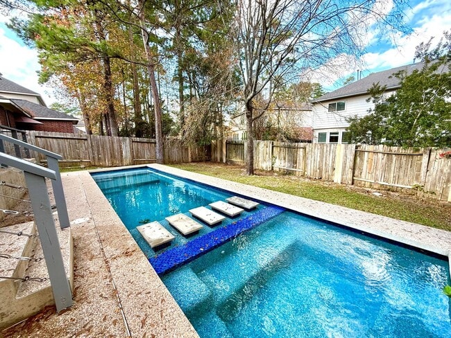 Building Photo - 107 W Spindle Tree Cir