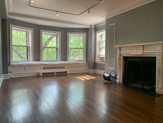 Photo - 2600 N Lakeview Ave Unit 3E