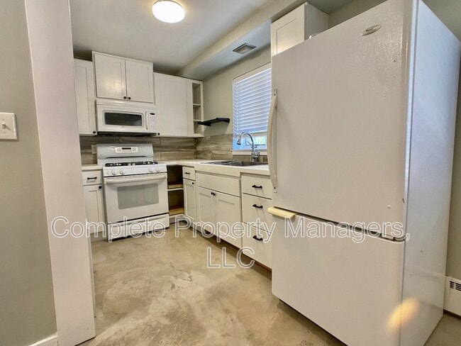 Photo - 424 Bridge Ave