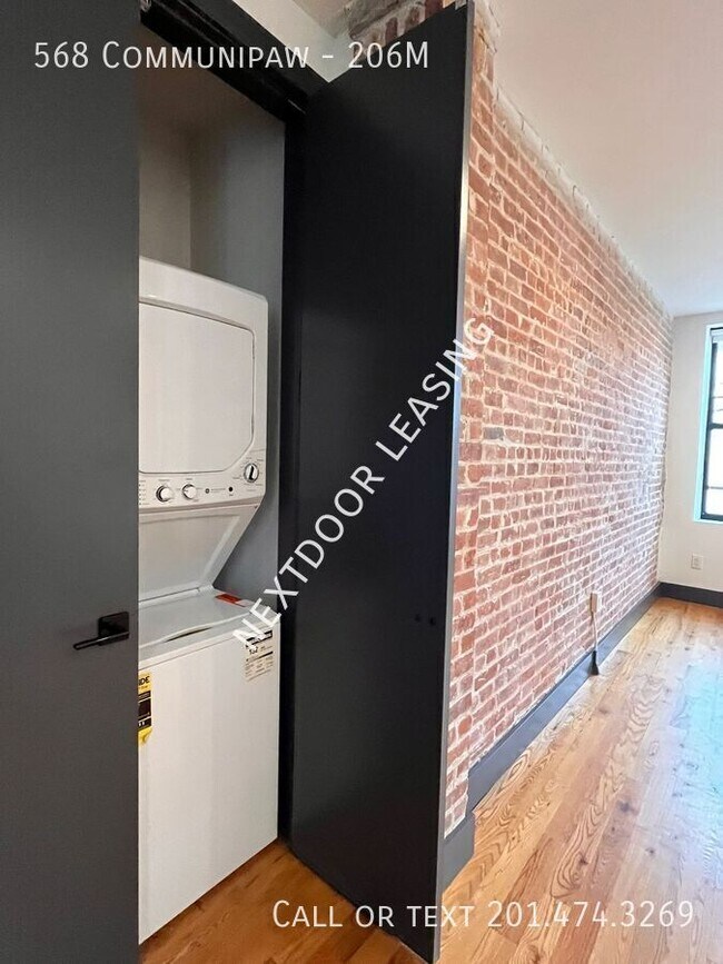 Photo - 568 Communipaw-206M Unit 206M