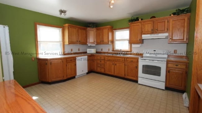 Building Photo - 259 Leyden Ave SW