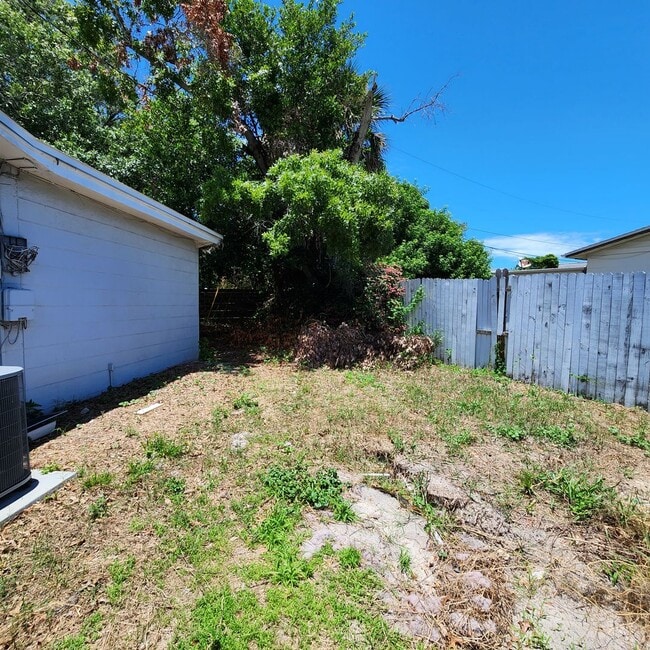 Photo - 3/2 Corner Lot Home