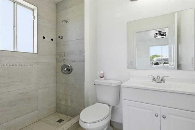 Photo - 10350 SW 181st St Unit 2