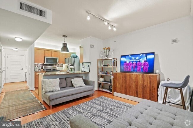 Building Photo - 616 E St NW Unit 1007 Rental