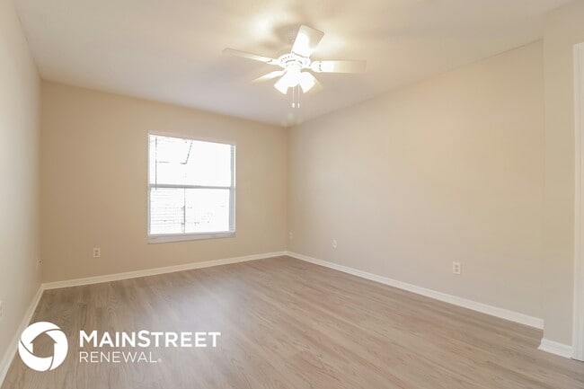 Photo - 123 Seneca Point Trail