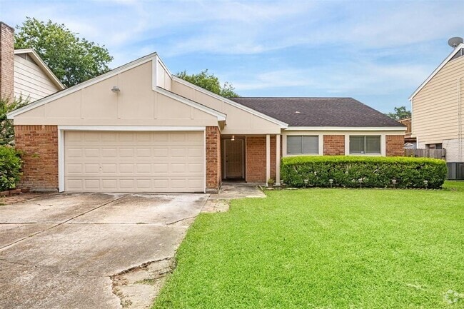 Building Photo - 2039 Hilton Head Dr Rental