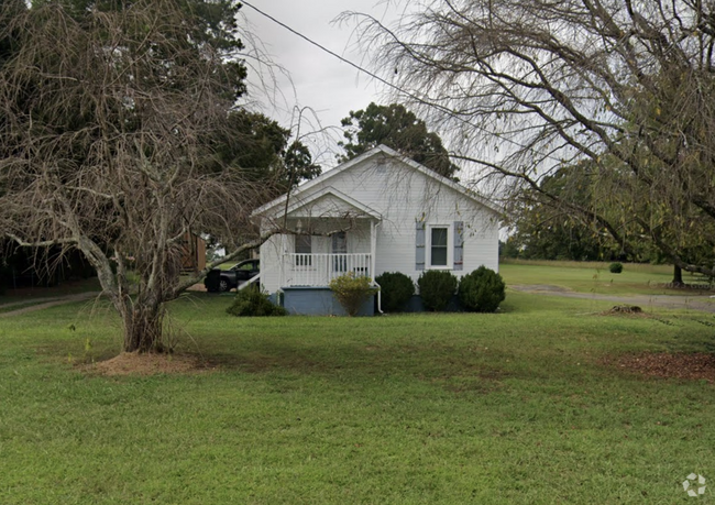 Building Photo - 4575 Tobaccoville Rd Rental