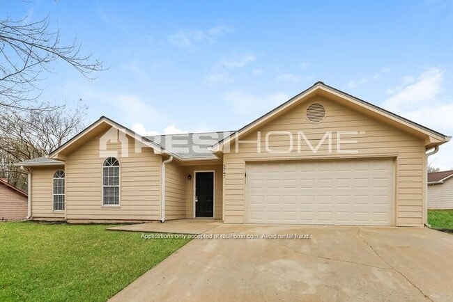 Building Photo - 5747 Mistyview Dr