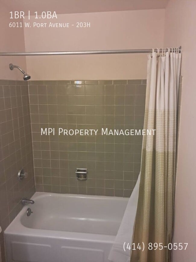 Photo - 6011 W Port Ave Unidad 203H