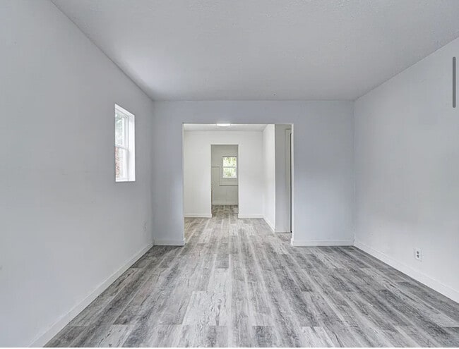 Photo - 734 N Arnolda Ave