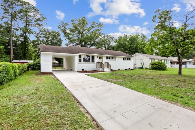 105 Sumpter Dr