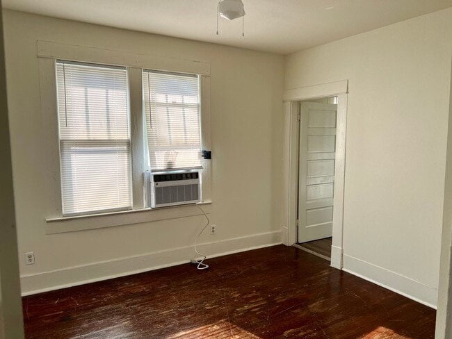 Photo - West End 3 Bedroom, 1 Bath for Rent! House