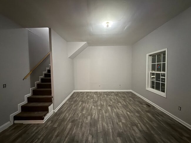 Photo - 615 5th Ave E Unit A