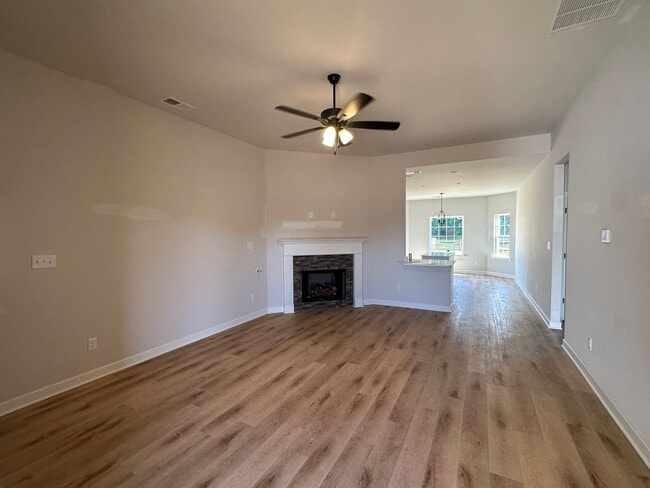 Photo - 2346 Julianna Dr