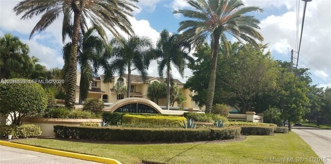 Photo - 22202 Glenmoor Dr Unidad 22202
