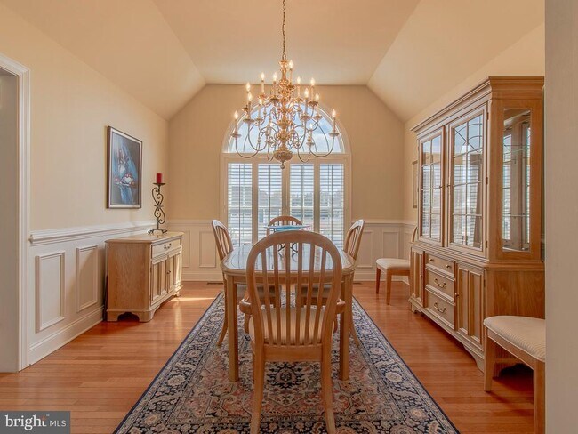 Photo - 10 Wellington Pl