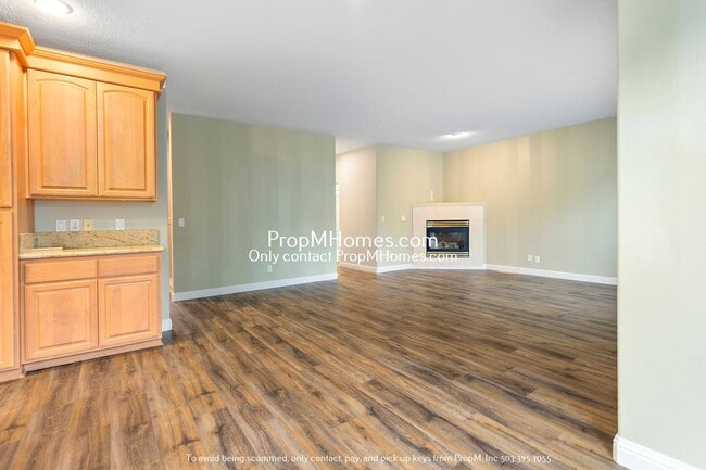 Photo - Spacious Five Bedroom Home in Progress Ridge!