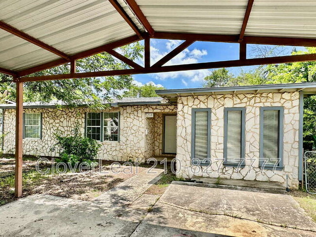 Photo - 214 Basswood Dr