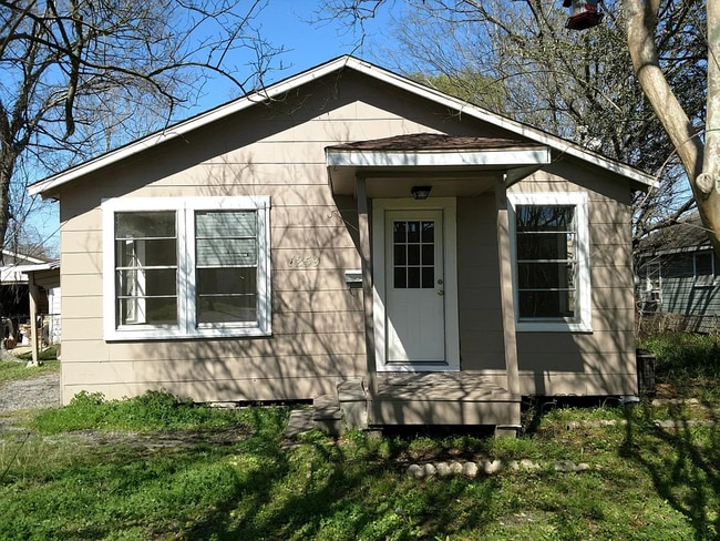 Building Photo - 1259 Oregon Ave