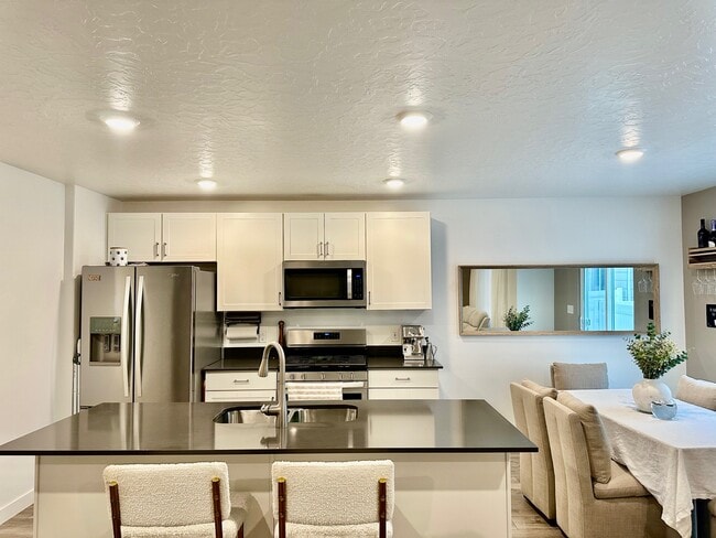 Photo - 274 Starboard Dr