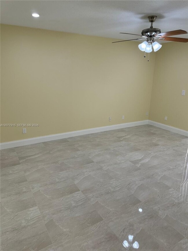 920 SW 111th Ave