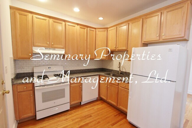 3401 N Seminary