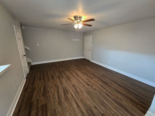 Photo - Updated 2 Bedroom 1.5 Bath Two-Story Condo Unit!