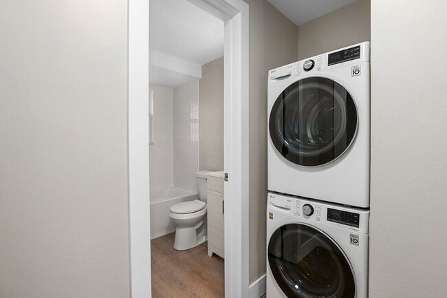 Photo - 1131 Lyon St NE Unit 2